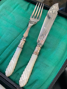 Antique fish flatware set with mother of pearl handles, Henry Wilkinson Ltd, Sheffield, England