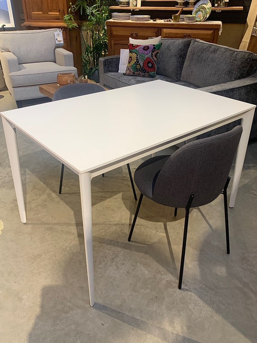 Bo Concept desk/dining by Arde