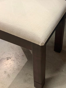Solid wood, Canadian made dining table & chair set - PRISTINE!
