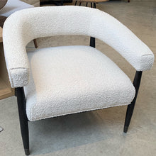 Everest Chair - New!
