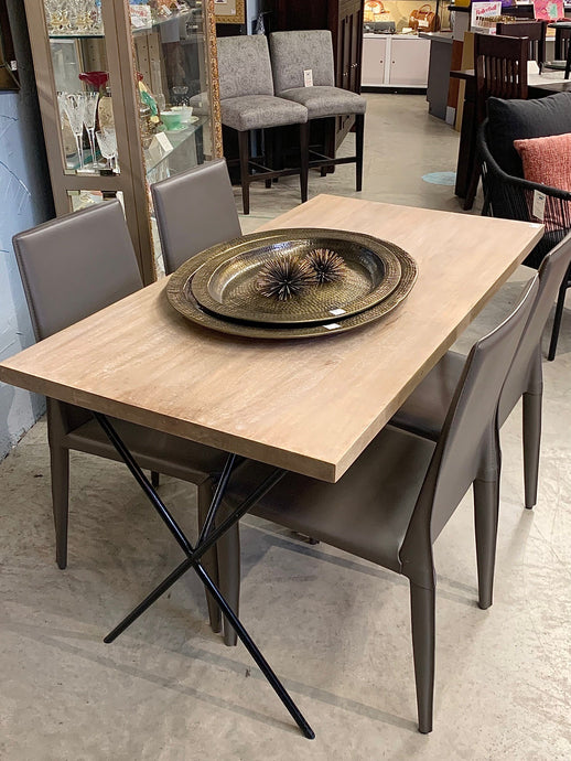 Reclaimed wood/metal dining table