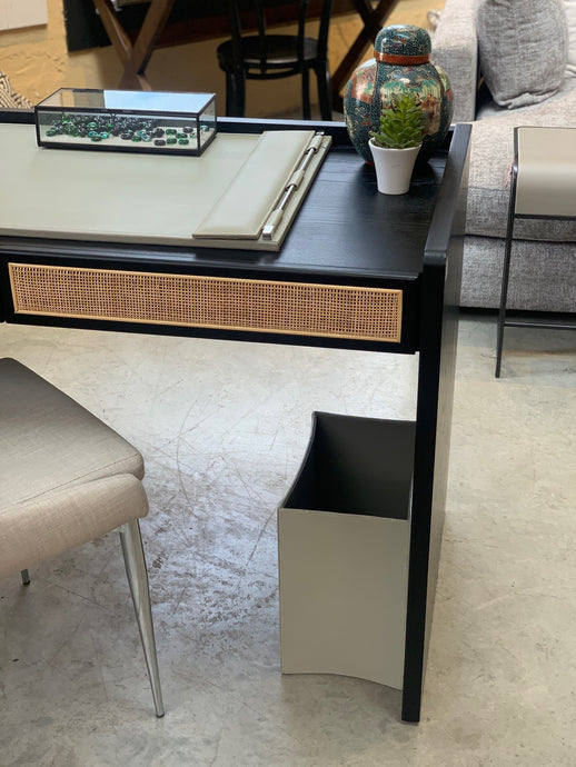 Stylish desk, work from home or office!