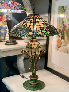 Tiffany style table lamp