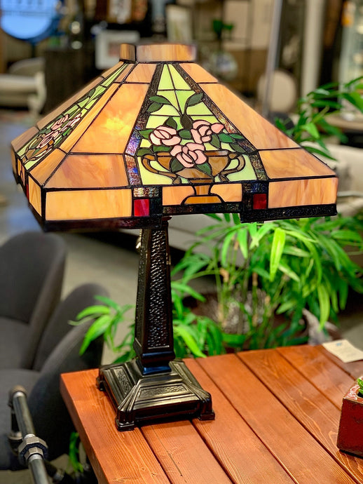 Tiffany styled table lamp