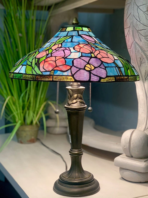 Tiffany styled table lamp