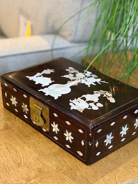 Vintage Korean mother of pearl jewelry box
